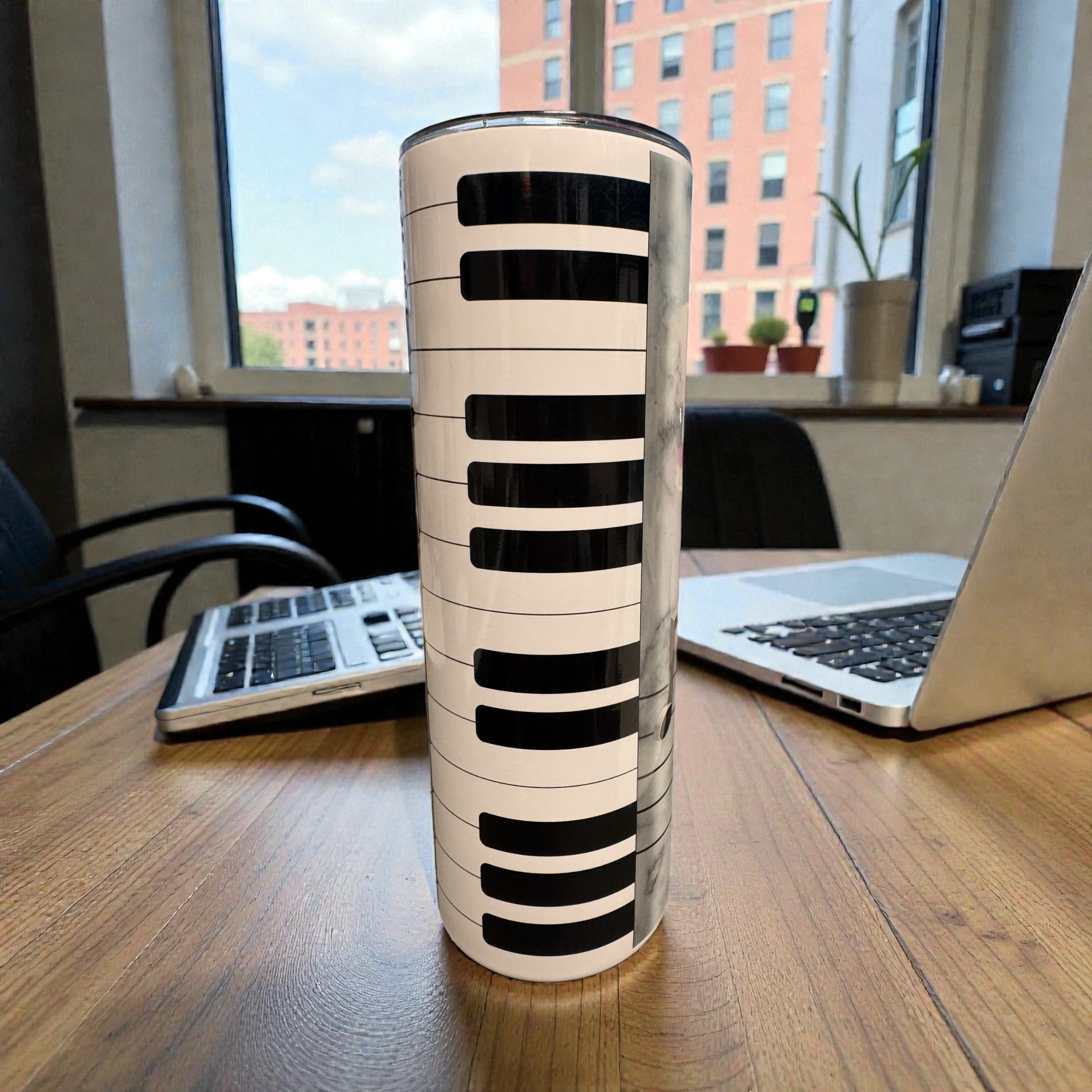 Personalised Slim Tumbler – Standard Piano Keys & Music Design - Image 3