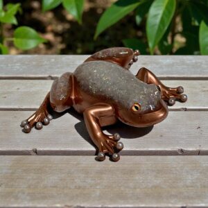 Alternative view of Frog Ornament - Resin